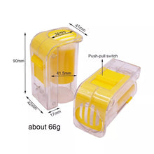 Load image into Gallery viewer, 4 pcs Bee Queen Marking Catcher Plastic One Handed Marker Bottle Plunger Plush Beekeeper Tool Garden Beekeeper Queen Bee Catcher