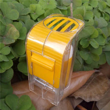 Load image into Gallery viewer, 4 pcs Bee Queen Marking Catcher Plastic One Handed Marker Bottle Plunger Plush Beekeeper Tool Garden Beekeeper Queen Bee Catcher