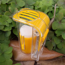 Load image into Gallery viewer, 4 pcs Bee Queen Marking Catcher Plastic One Handed Marker Bottle Plunger Plush Beekeeper Tool Garden Beekeeper Queen Bee Catcher