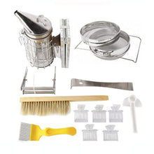 Load image into Gallery viewer, New Beekeeping Set Beekeeping Set of 12-piece ,Water Feeder, Honey Cutting Fork, Plastic King Catcher, Clip Bee Set Wholesale