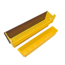 Load image into Gallery viewer, Buckle Folding Plastic Honeycomb Powder Remover Pollen Collector Bee Keeping Tool