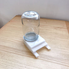 Load image into Gallery viewer, Bee Tools Wholesale American Style Honeybee Gate Water Feeder Plastic Base