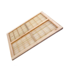 Load image into Gallery viewer, Beekeeping Tools Flat Bamboo 4-edge Partition Board Partition Grid Bee Escaper Bee Products Wholesale
