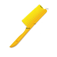 Load image into Gallery viewer, Single Row Bee Brush with Plastic Handle and Plastic Hair Is Soft and Does Not Hurt Bee Keeping Tools
