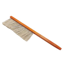 Load image into Gallery viewer, Bee Keeping Tool, Wooden Handle, Single Row Horsetail Bee Brush, Bee Sweeping Brush, Bee Repellent Appliance
