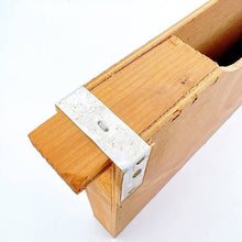 Load image into Gallery viewer, Beekeeping Tools and Appliances Wooden Bee Frame Water Feeders Beehives Feed Bees for Overwintering and Breeding
