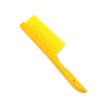 Load image into Gallery viewer, Single Row Bee Brush with Plastic Handle and Plastic Hair Is Soft and Does Not Hurt Bee Keeping Tools
