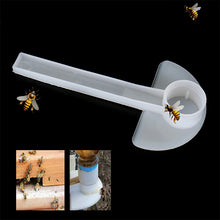 Load image into Gallery viewer, Bee Keeping Tools and Equipment Duck Bill Type Water Feeder Nest Door Feeder/multi-function Bee Water Feeder
