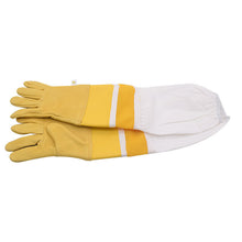 Load image into Gallery viewer, Bee Tools Bee Tools Wholesale Yellow Sheepskin Gloves Bee and Sting Prevention Mesh American Breathable
