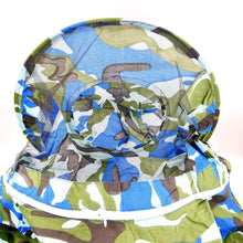 Load image into Gallery viewer, Beekeeping Tools, Bee-proof Clothing, Half-length Woodland Camouflage (condom), Bee Sting Prevention, Half-length Conjoined Bee-proof Gloves
