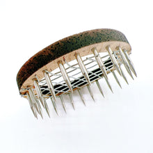 Load image into Gallery viewer, Bee Breeding Tools - Needle Type Wooden Queen Bee Cage, Queen's Nest, Bee Breeding Tools
